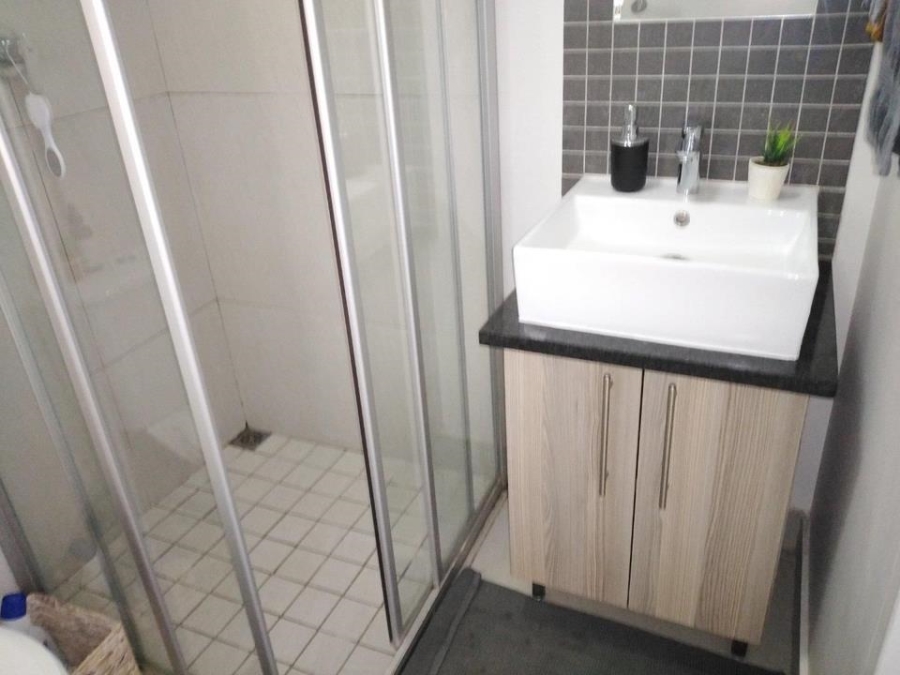 1 Bedroom Property for Sale in Die Bult Western Cape